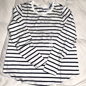 Long sleeved t-shirt